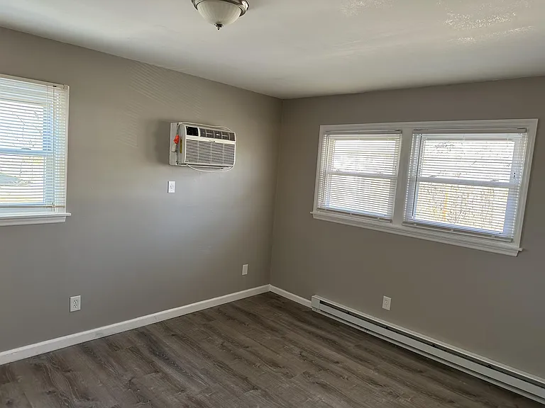 Hudson Valley Apartments — Photo 7