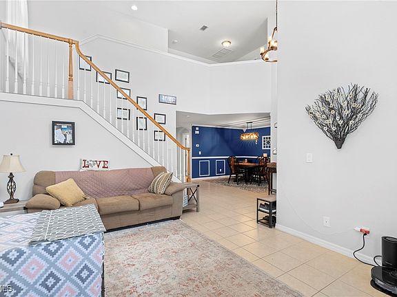 5th image of 9135 Astonia Way