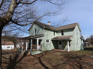 7 Underwood Rd, Vestal, NY 13850