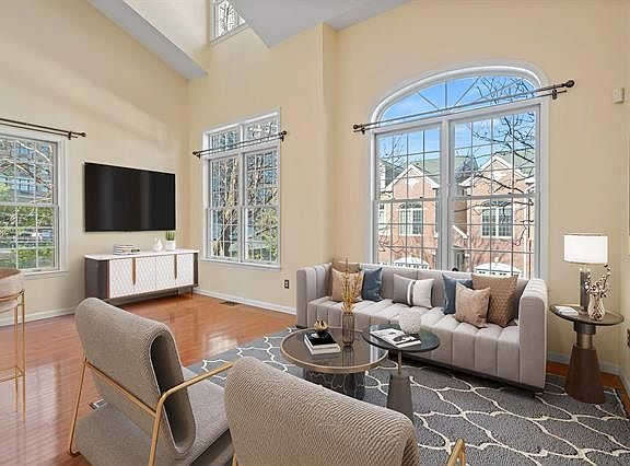 2nd image of 119 Abbie Ct