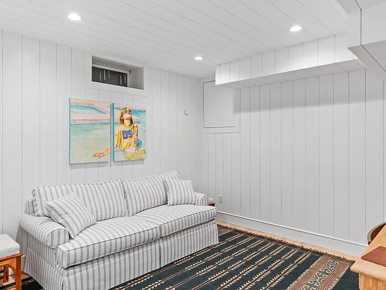 1480 Harbor Ln — Photo 37