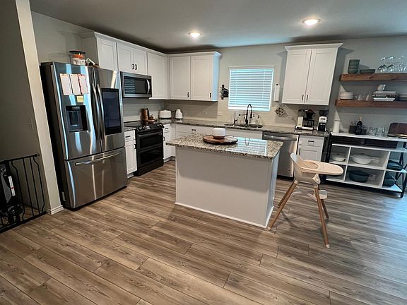 4th image of 4717 Greenham Ln