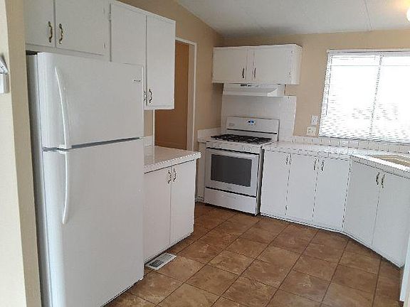 3rd image of 6223 E Sahara #147