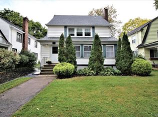 77 Morrow Ave, Lockport, NY 14094