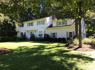 55 Grove Rd, Bedford, NY 10506