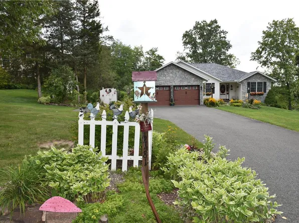 2481 Rosenberry Rd, Gilbertsville, PA 19525