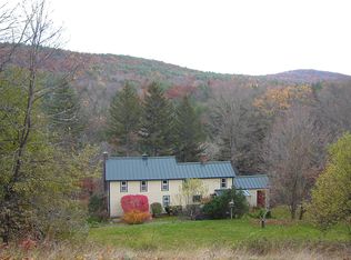 216 Blandford Rd, Becket, MA 01223