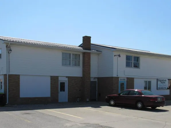107 Basket Factory Rd, Butler, IN 46721