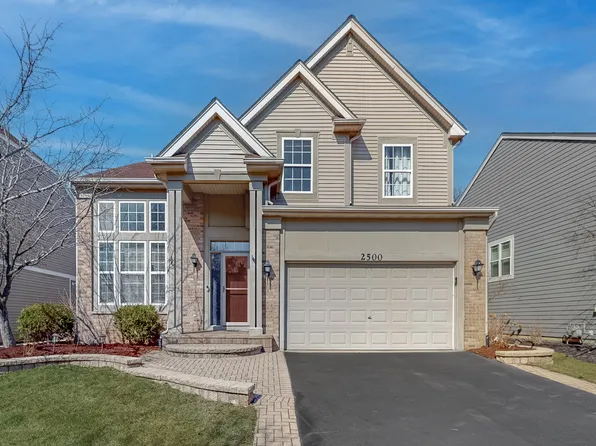 2500 Rosehall Ln, Aurora, IL 60503