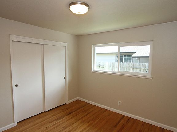 4th image of 1956 Trimble Way