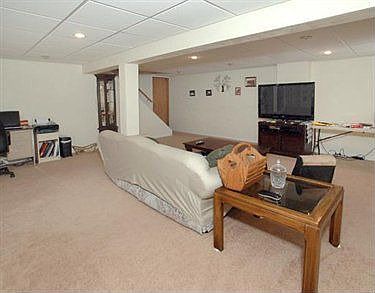 3rd image of 3326 Shady Dr