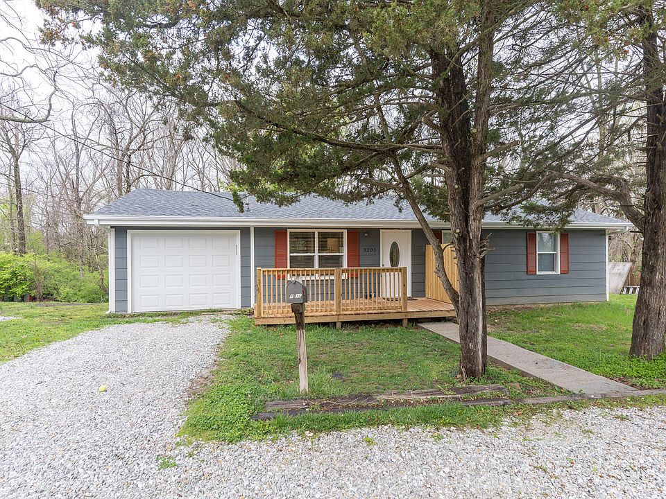 1st image of 3201 Forest Dr