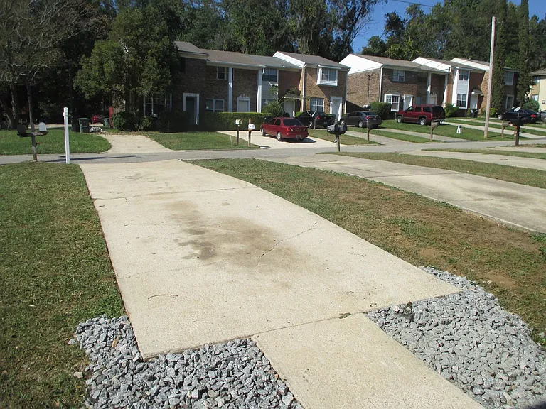 1569 Jacks Dr #A — Photo 34