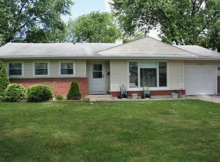 505 Germaine Pl, Elk Grove Village, IL 60007