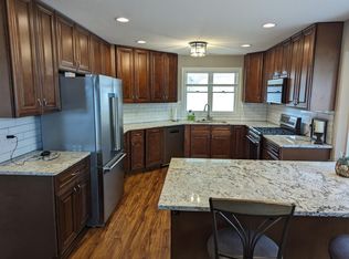 731 Echo Shores Ct, Saint Paul, MN 55115