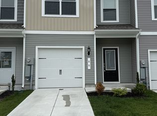 86 Bloomsbury St #1, Falling Waters, WV 25419