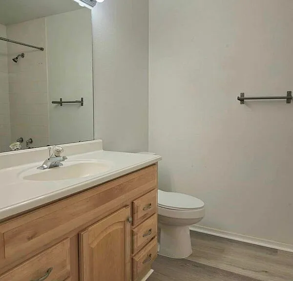 5525 Yale St — Photo 8
