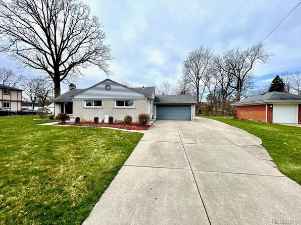 14199 Sarasota, Redford, MI 48239