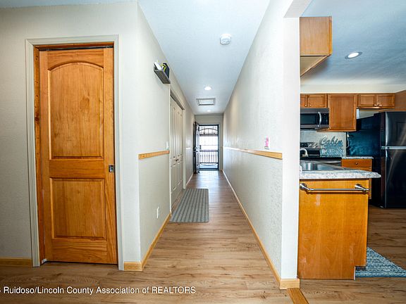 4th image of 303 South St