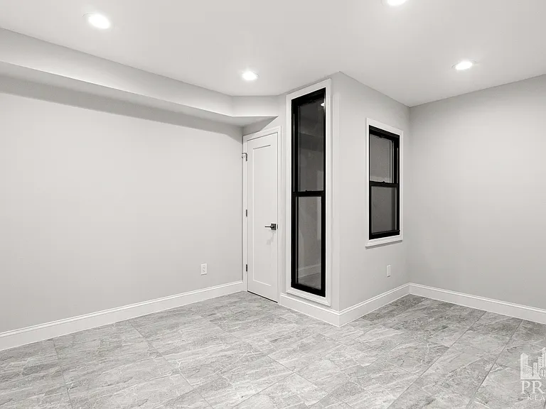 312 E 83rd St #G — Photo 28