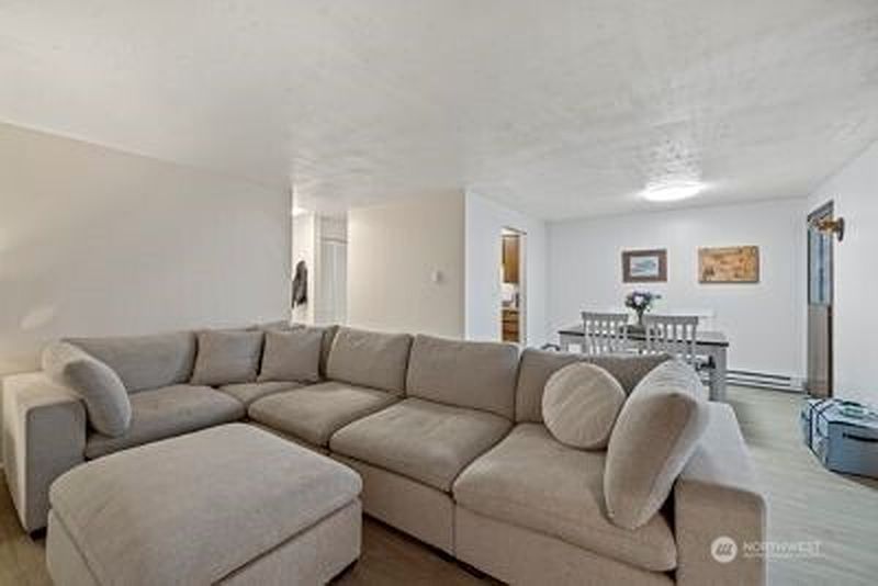 2nd image of 210 N 15th Street