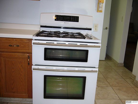 4th image of 6242 S 36th Ave