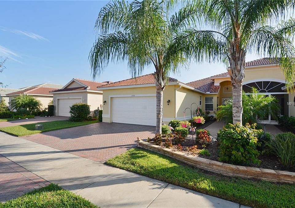 1st image of 15732 Aurora Lake Cir