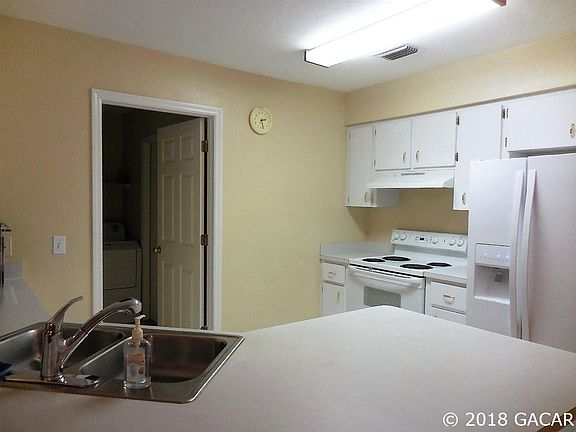 5th image of 2523 NW 38th Pl