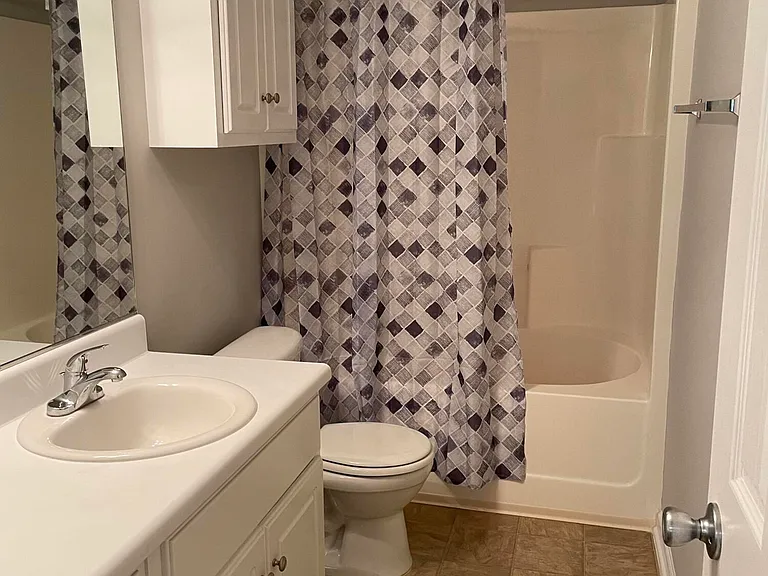 2104 Julius Dr — Photo 6