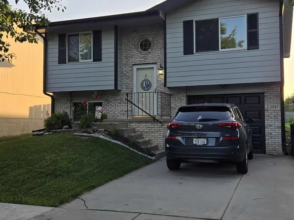 1947 NW 54th St, Lincoln, NE 68528