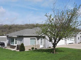 1107 S Mill St, Decorah, IA 52101