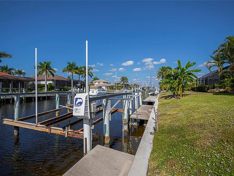 69 Sabal Dr — Photo 4