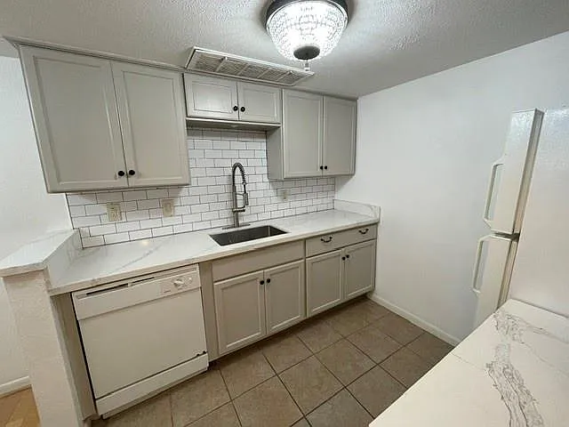 2350 Bering Dr #72 — Photo 7