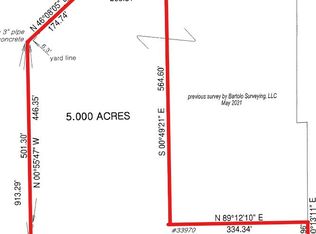 8281 Clinton Macon Rd, Clinton, MI 49236