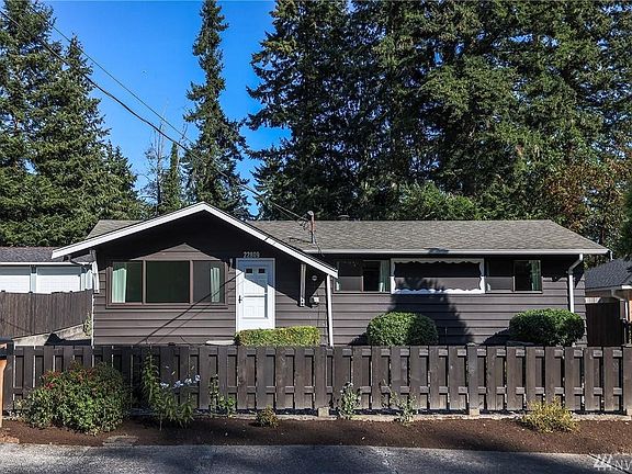 3rd image of 22809 59th Ave W