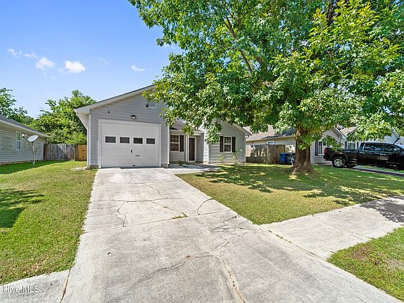 2nd image of 3043 Foxhorn Rd