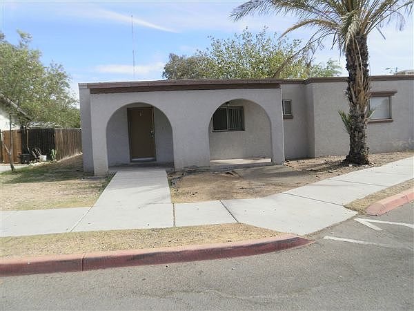 2nd image of 2640 N Los Altos Ave Unit 3