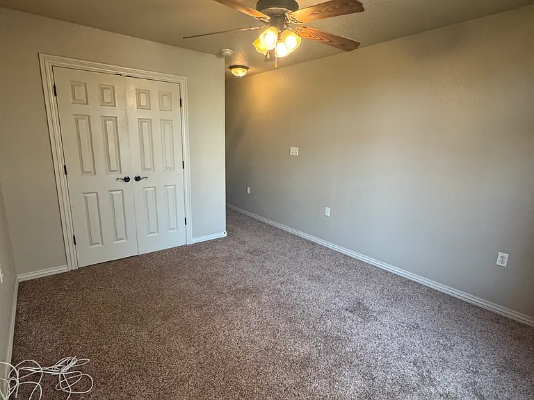 3465 W Chevaux Dr — Photo 12