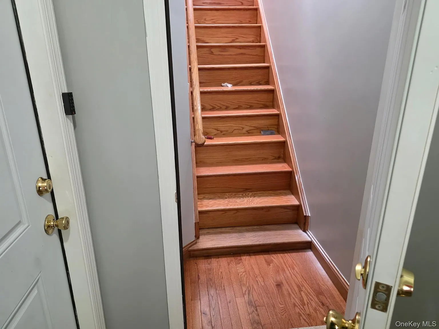 3 bed, 1.0 bath, 1680 sqft, $3,200 — Photo 1