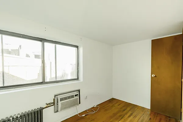 Rented by Metropolitan Property Group | media 19