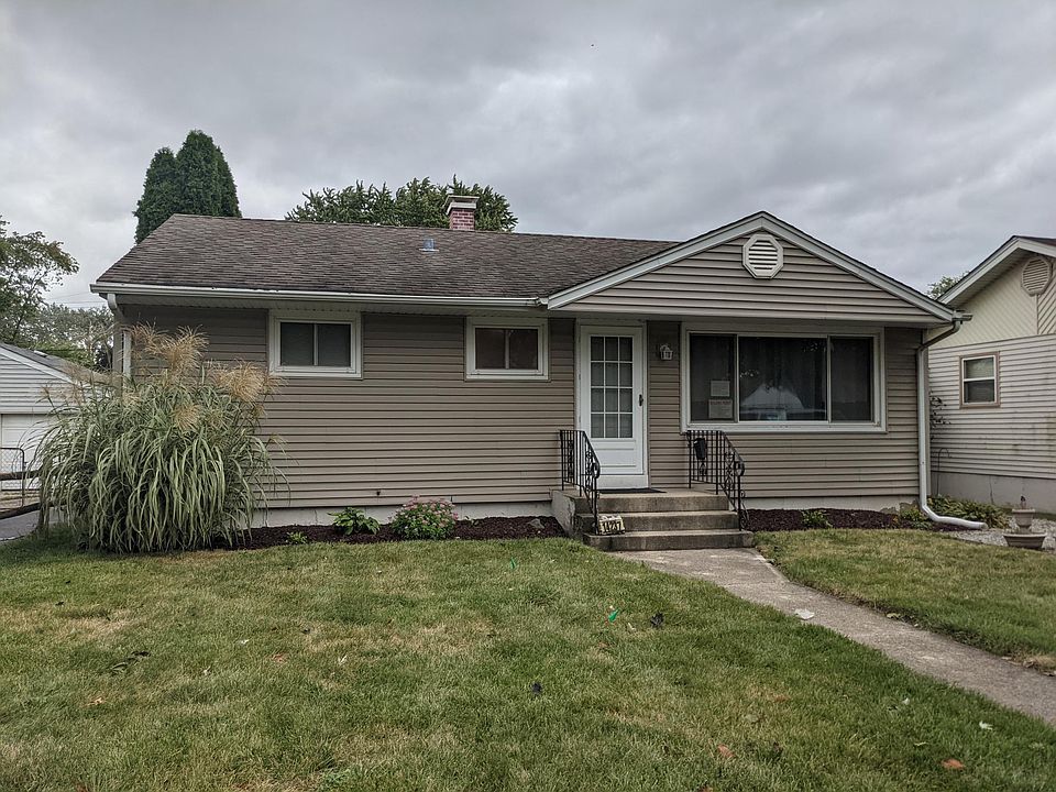 1st image of 14237 Blaine Ave