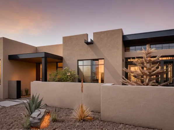 Jewel Box Plan, Tierra Antigua