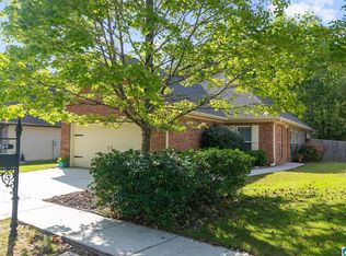 5269 Cottage Cir, Birmingham, AL 35226