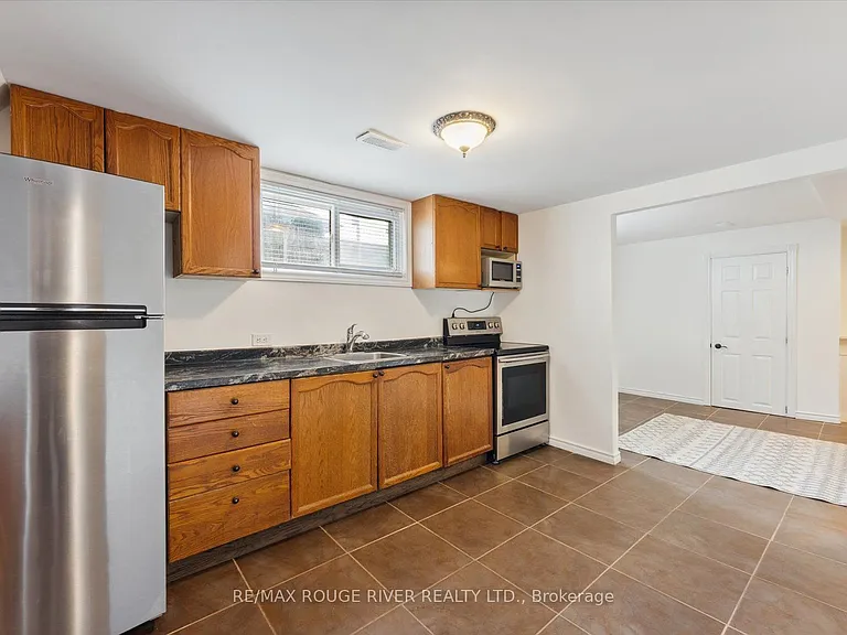 1121 Brock St S #BASEMENT — Photo 11