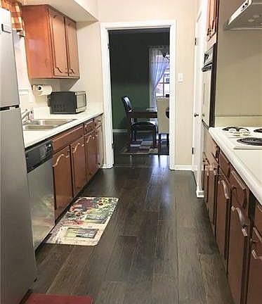 4th image of 38 Driftwood Blvd