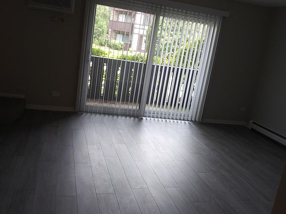3rd image of 6724 Vail Dr APT 2