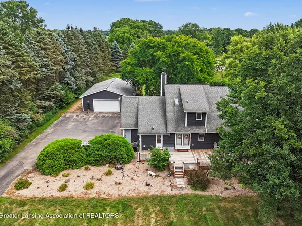 6485 Tucker Rd, Eaton Rapids, MI 48827