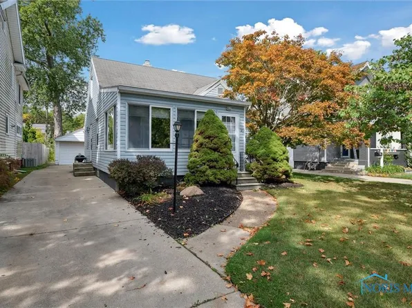 145 Jennings Rd, Rossford, OH 43460