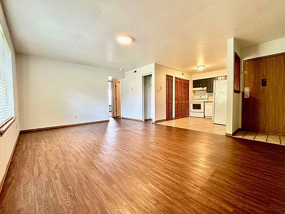 2nd image of 9439 Green Park Gardens Dr APT G