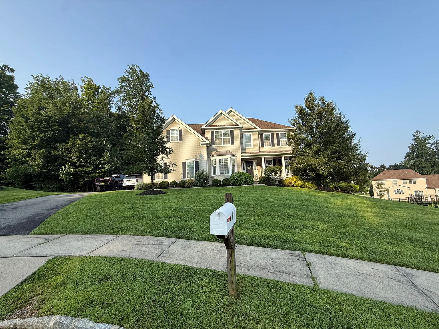 4 bed, 3246 sqft, $5,250 — Photo 1